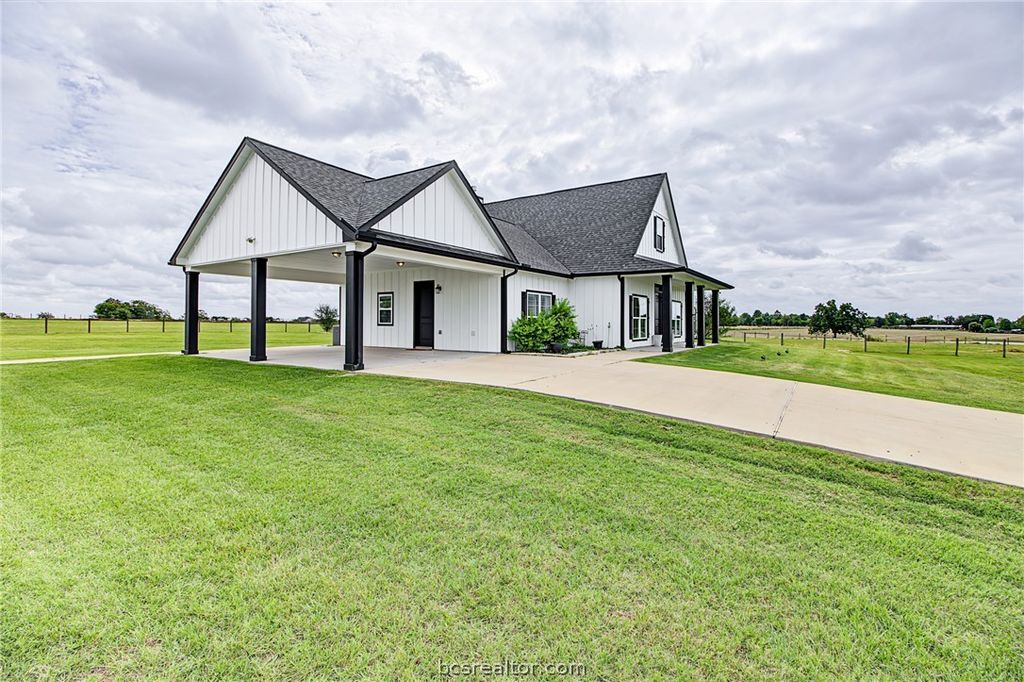 13549 Reagans Way, Navasota, TX 77868 — photo 4
