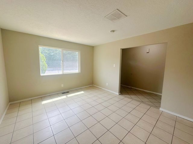 325 VERDE Drive SW, Los Lunas, NM 87031