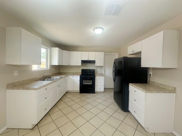 325 VERDE Drive SW, Los Lunas, NM 87031