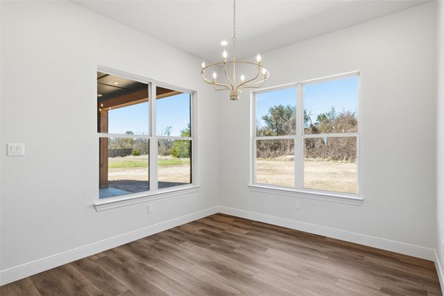 16 Pareya Circle, West, TX 76691