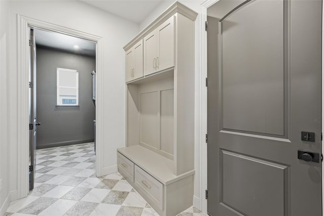 16 Pareya Circle, West, TX 76691