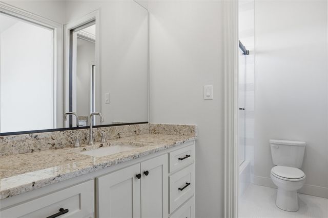 16 Pareya Circle, West, TX 76691