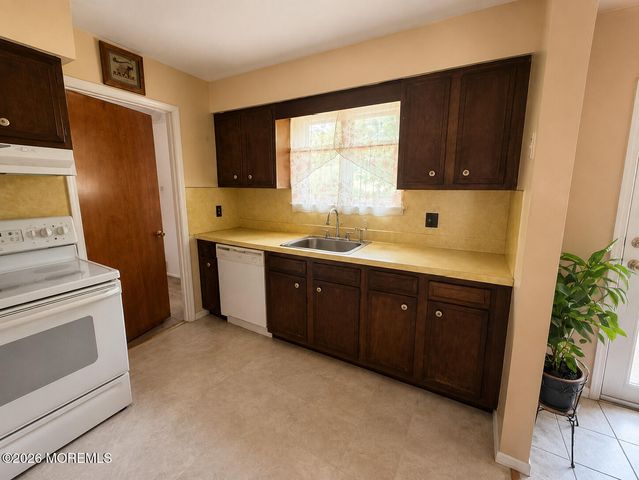 222 Lane Place, Forked River, NJ 08731