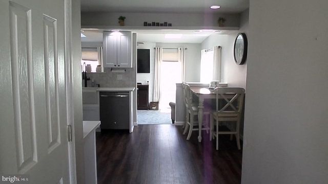 129 COUNTRY LN, Sicklerville, NJ 08081