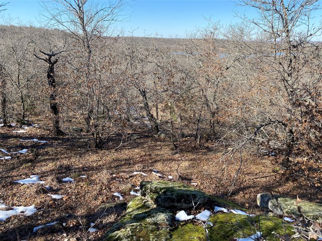 401 Mountain View Court, Sunset, TX 76270