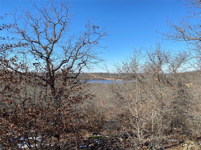 401 Mountain View Court, Sunset, TX 76270