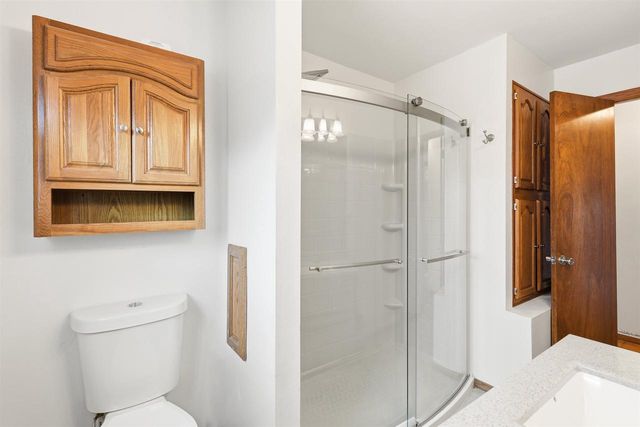 1107 HONEYSUCKLE LANE, Neenah, WI 54956