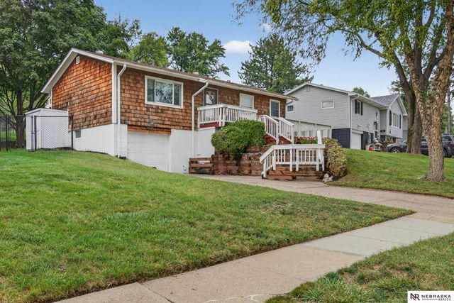 8506 Birch Drive, La Vista, NE 68128