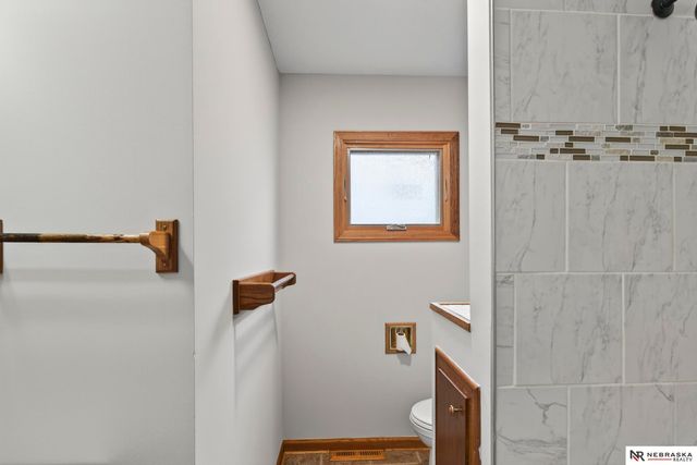 8506 Birch Drive, La Vista, NE 68128