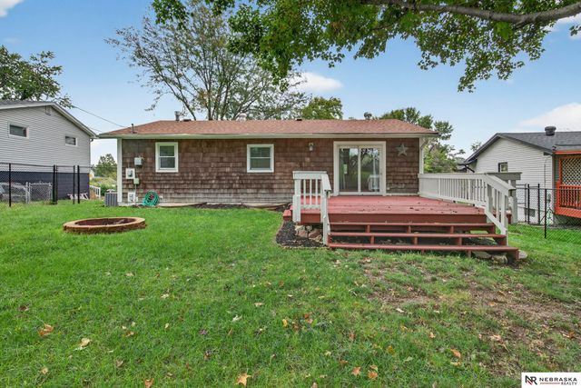 8506 Birch Drive, La Vista, NE 68128