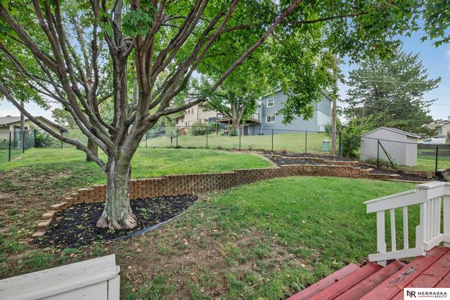 8506 Birch Drive, La Vista, NE 68128