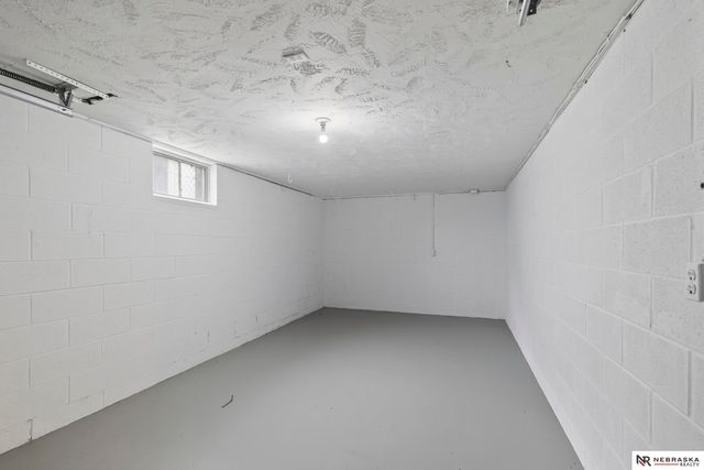 8506 Birch Drive, La Vista, NE 68128