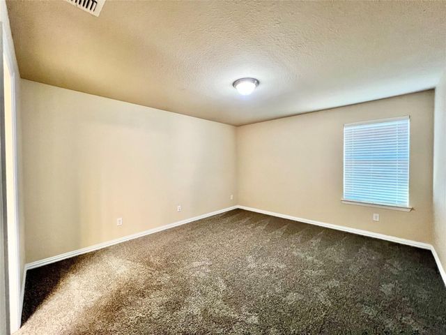 705 River Garden Drive, Fort Worth, TX 76114