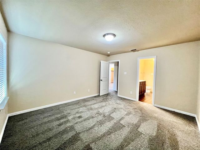 705 River Garden Drive, Fort Worth, TX 76114