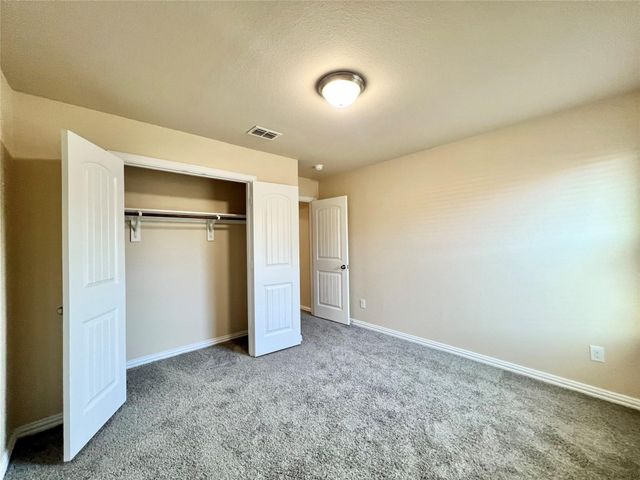 705 River Garden Drive, Fort Worth, TX 76114