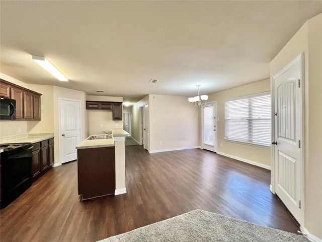 705 River Garden Drive, Fort Worth, TX 76114