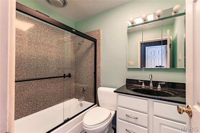 6011 Ranchwood Drive, Affton, MO 63123