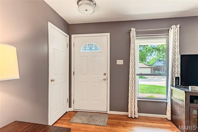 6011 Ranchwood Drive, Affton, MO 63123