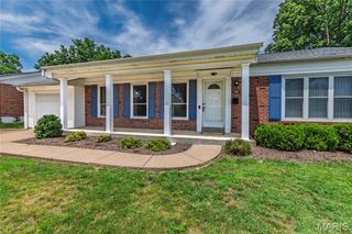 6011 Ranchwood Drive, Affton, MO 63123