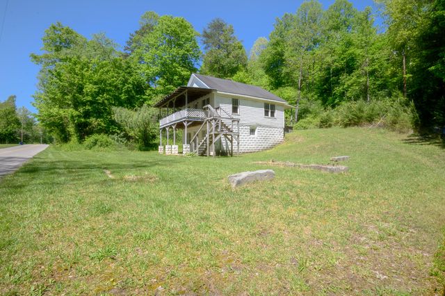 2222 Sandy Gap Road, Somerset, KY 42501