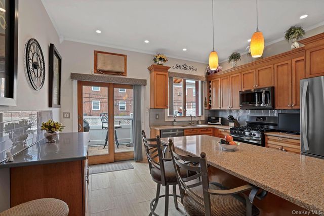 61-36 77th Street, Middle Village, NY 11379