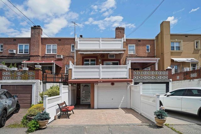 61-36 77th Street, Middle Village, NY 11379