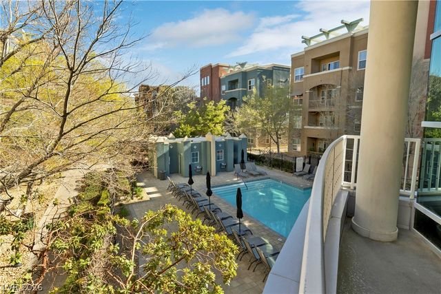 26 East SERENE Avenue 319, Las Vegas, NV 89123