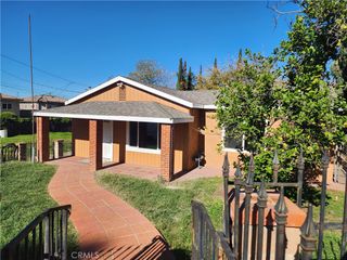 7665 Machrea, Tujunga, CA 91042