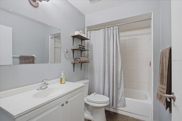 108 N BRISTOL CIRCLE, Sanford, FL 32773