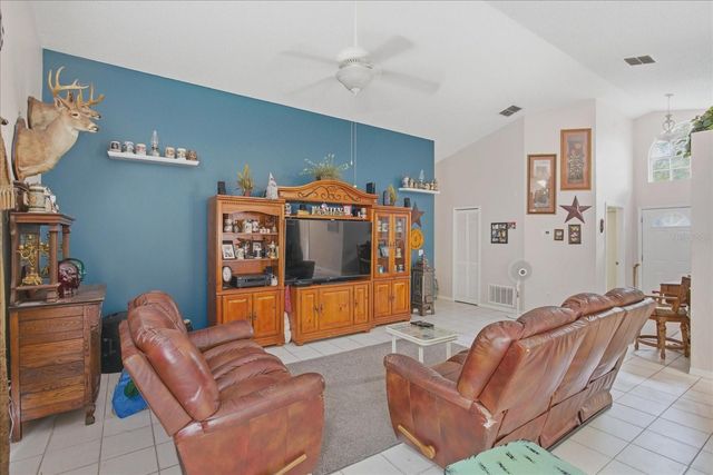 108 N BRISTOL CIRCLE, Sanford, FL 32773