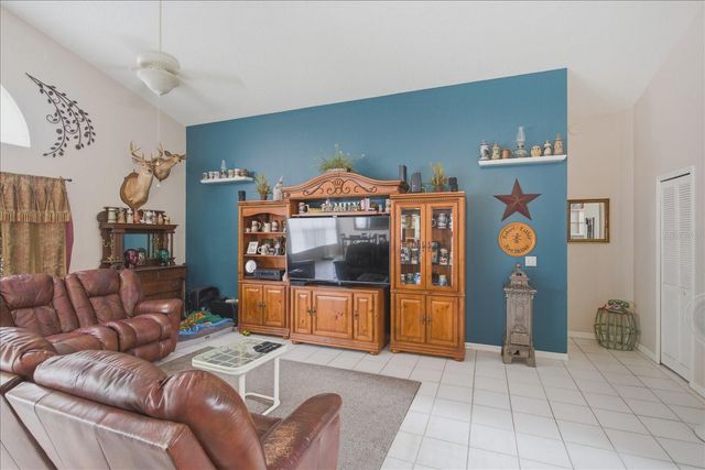 108 N BRISTOL CIRCLE, Sanford, FL 32773