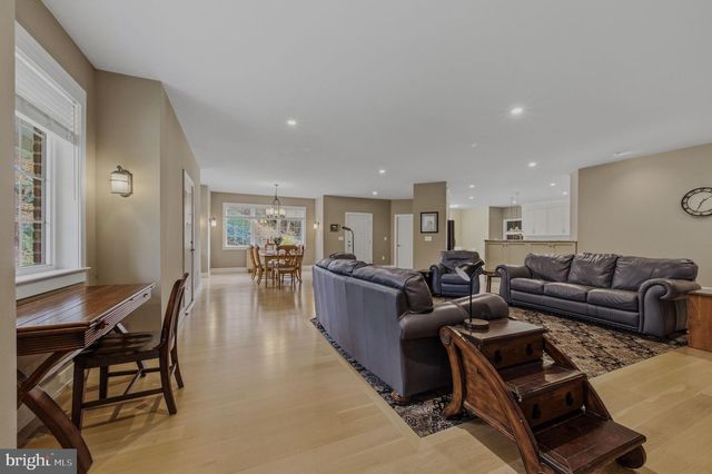 1940 RISING SUN LN, Wilmington, DE 19807