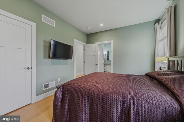 1940 RISING SUN LN, Wilmington, DE 19807