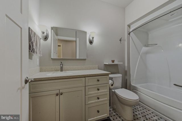 1940 RISING SUN LN, Wilmington, DE 19807