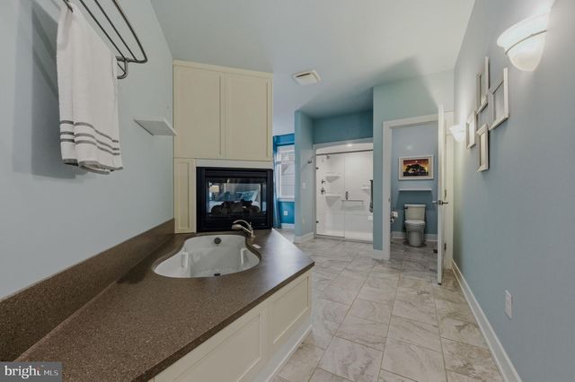 1940 RISING SUN LN, Wilmington, DE 19807