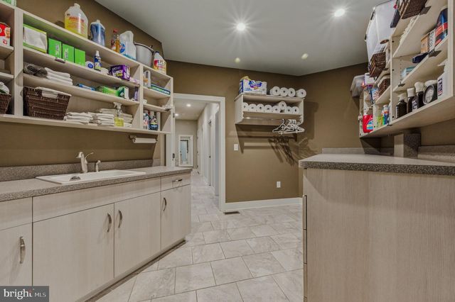 1940 RISING SUN LN, Wilmington, DE 19807