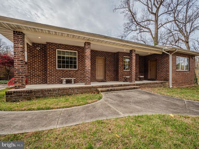 1940 RISING SUN LN, Wilmington, DE 19807