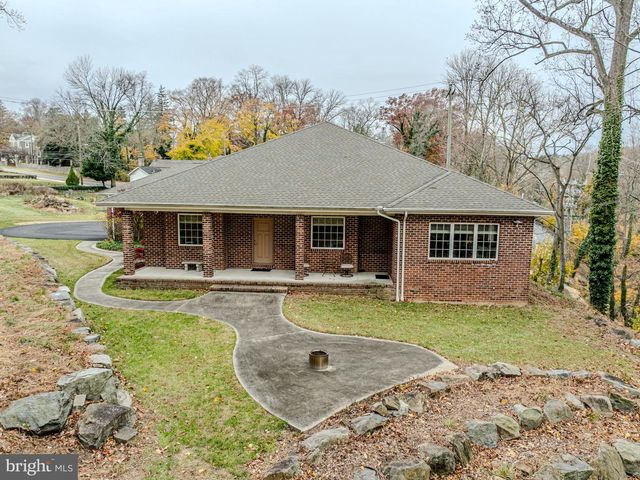 1940 RISING SUN LN, Wilmington, DE 19807