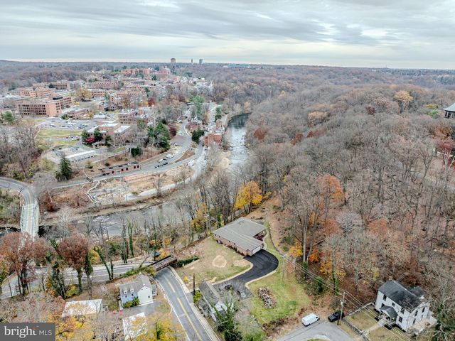 1940 RISING SUN LN, Wilmington, DE 19807