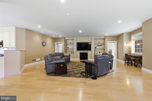 1940 RISING SUN LN, Wilmington, DE 19807