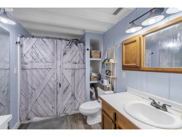 13311 Ne 119TH St, Brush Prairie, WA 98606