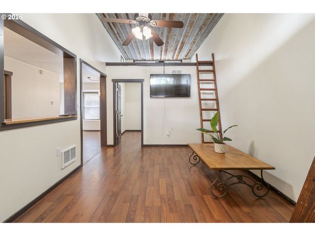 13311 Ne 119TH St, Brush Prairie, WA 98606
