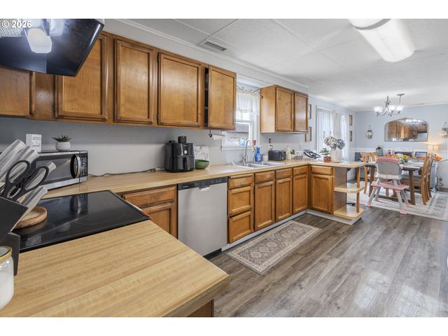 13311 Ne 119TH St, Brush Prairie, WA 98606