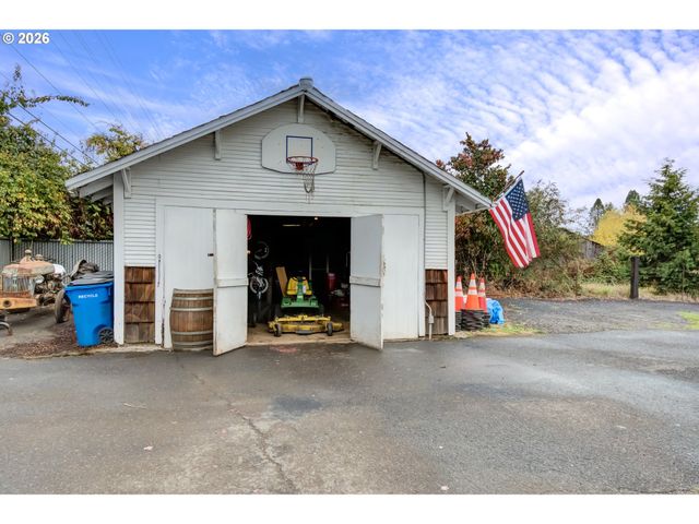 13311 Ne 119TH St, Brush Prairie, WA 98606