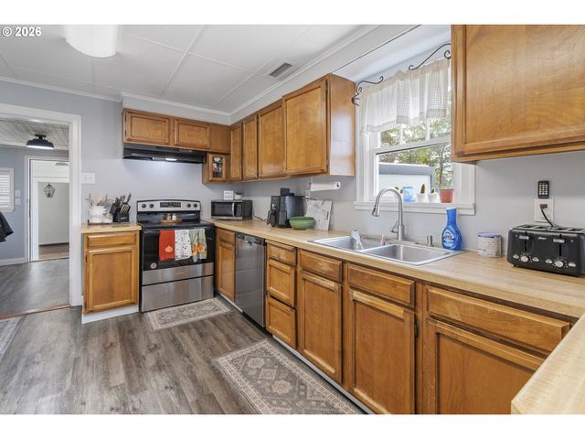 13311 Ne 119TH St, Brush Prairie, WA 98606