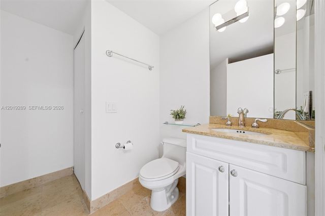4779 Collins Ave 1206, Miami Beach, FL 33140
