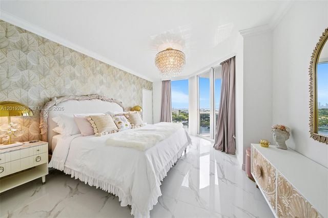 4779 Collins Ave 1206, Miami Beach, FL 33140