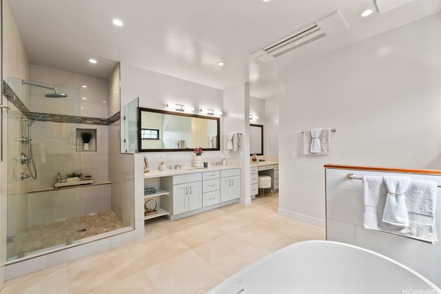 4536 Kolohala Street, Honolulu, HI 96816