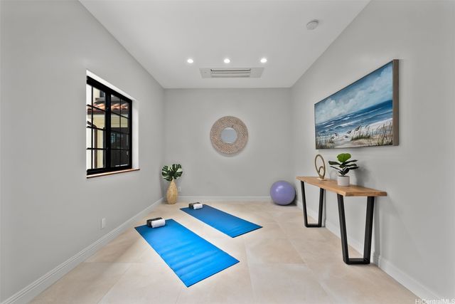 4536 Kolohala Street, Honolulu, HI 96816