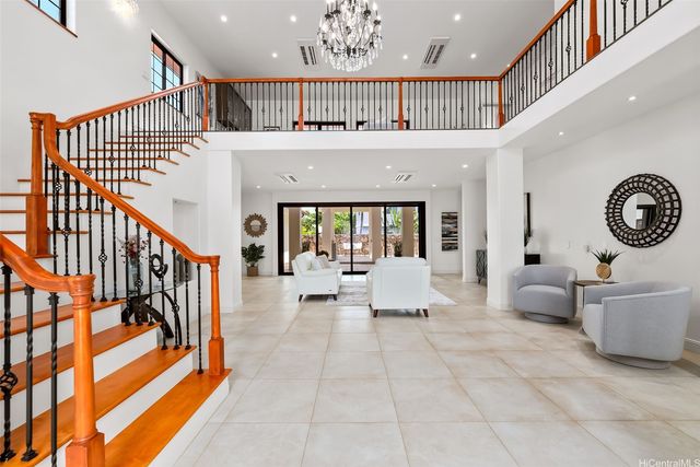 4536 Kolohala Street, Honolulu, HI 96816